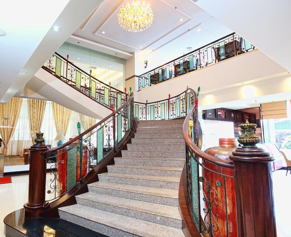 The Regency Hotel Kuala Lumpur Buitenkant foto